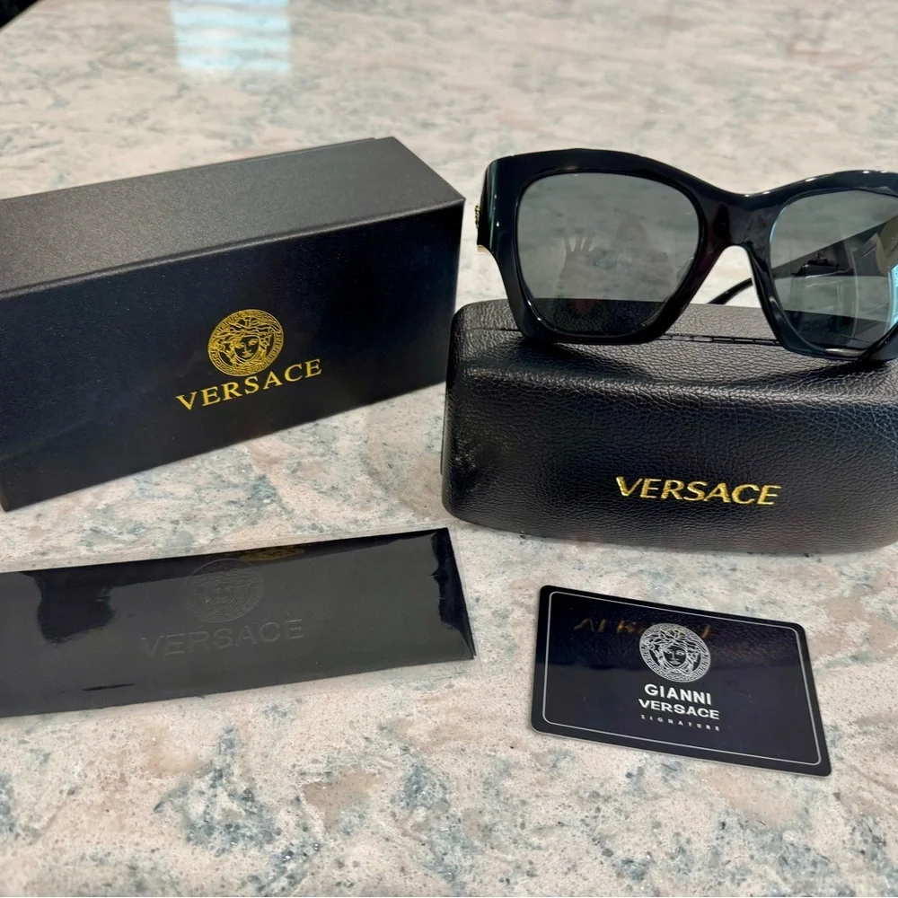 Versace Black Sunglasses - Picture 1 of 10